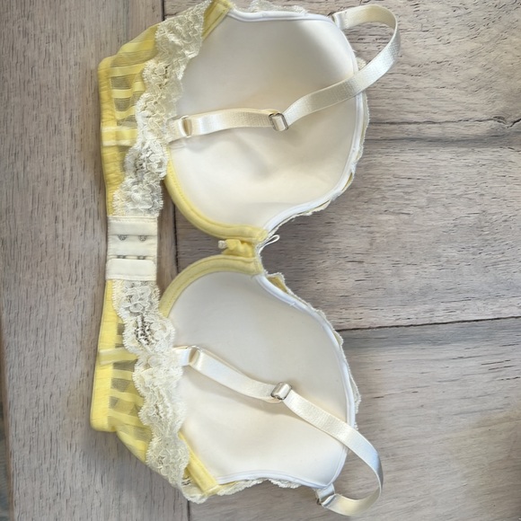 New Elle Macpherson intimates bra size 34 D Style: E72-328Z - Picture 2 of 5